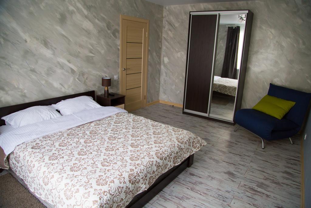 Flat2Let Apartment Boryspilʼ Exterior foto