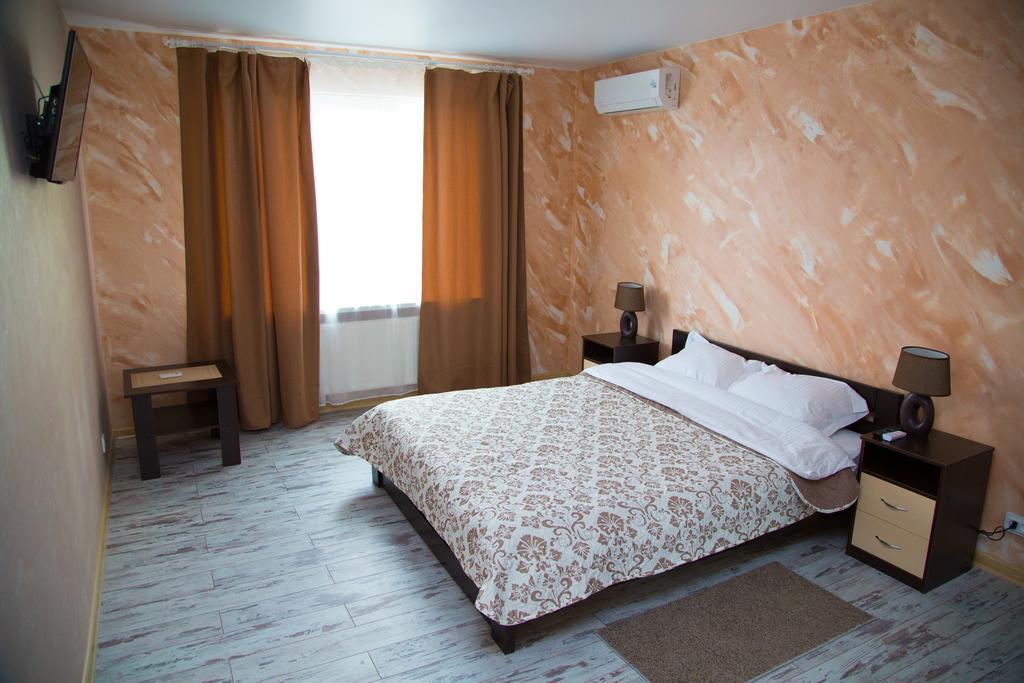 Flat2Let Apartment Boryspilʼ Exterior foto